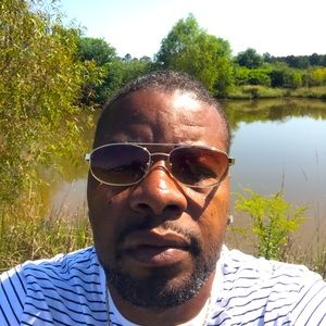 Meet your Posher, Derwin